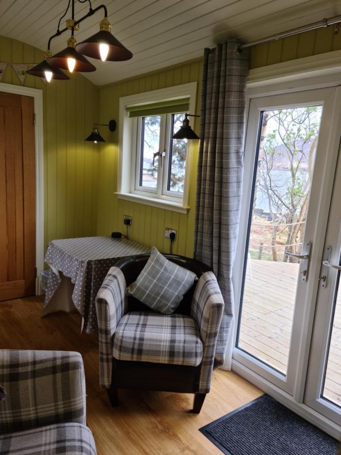 The Bay ,Luxury Shepherds Hut, Dundonnell Экстерьер фото