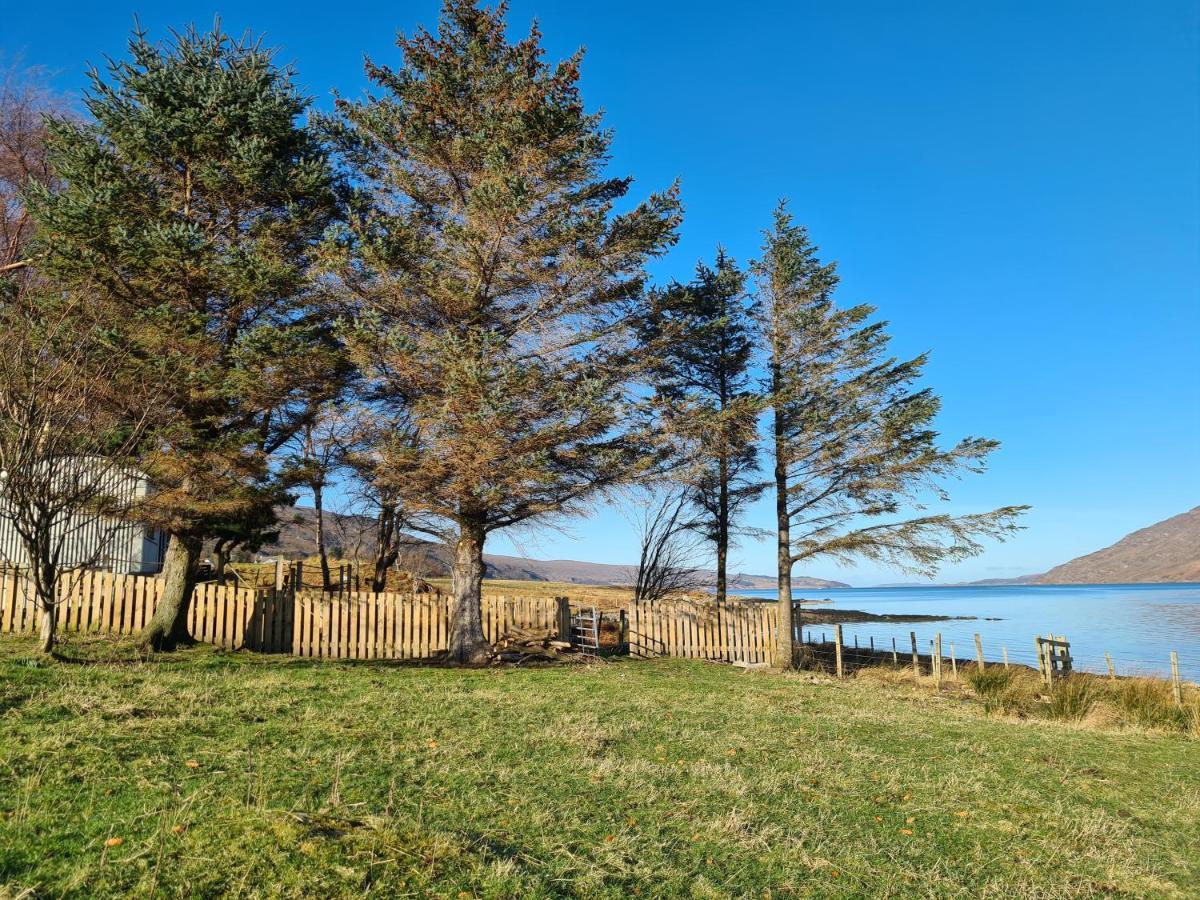 The Bay ,Luxury Shepherds Hut, Dundonnell Экстерьер фото