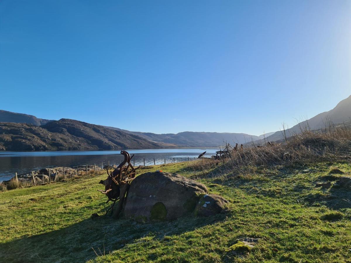 The Bay ,Luxury Shepherds Hut, Dundonnell Экстерьер фото