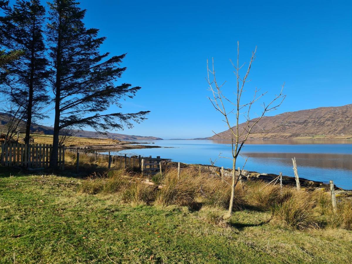 The Bay ,Luxury Shepherds Hut, Dundonnell Экстерьер фото